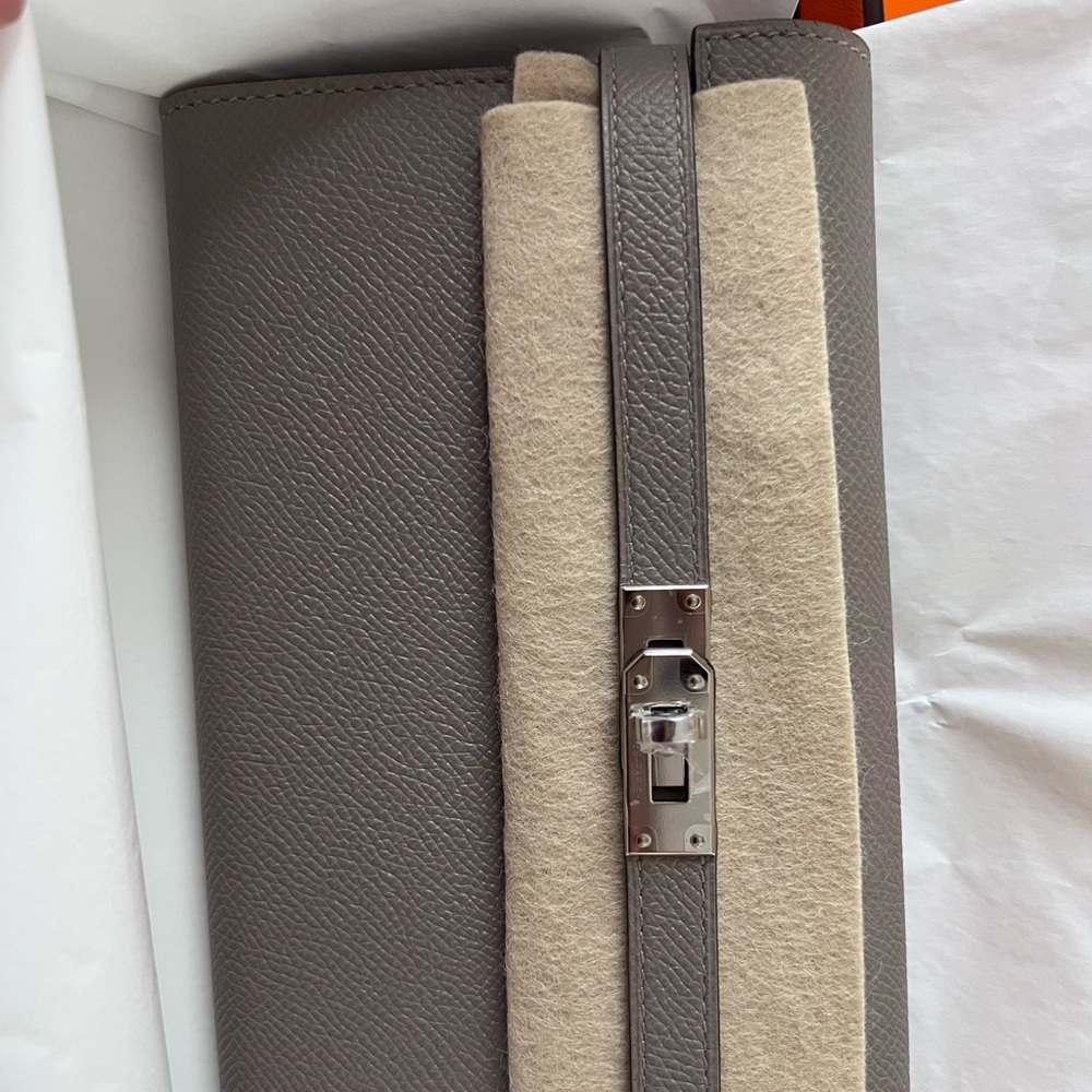 Authentic brand new hermes kelly long wallet